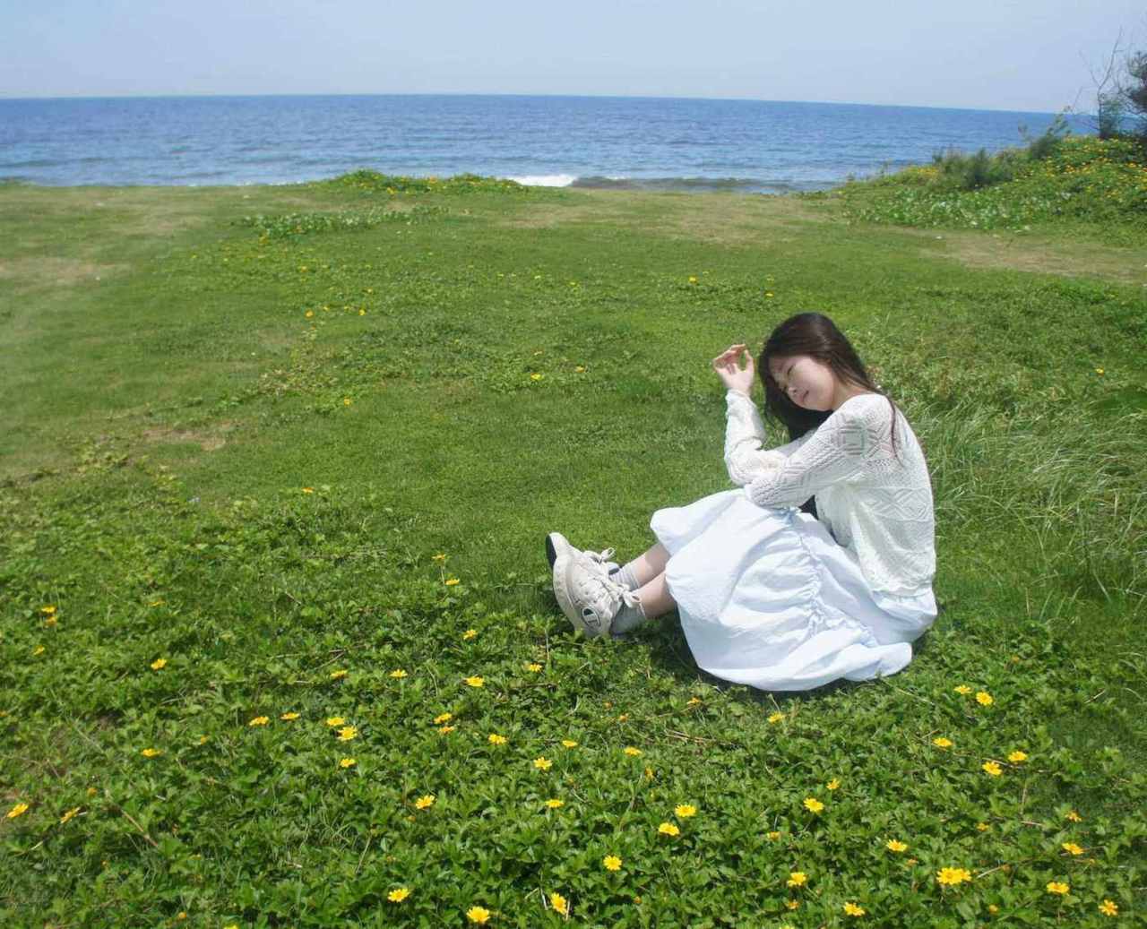 社员摄影作品:面海而坐